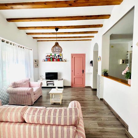 Villabett Caudiel Esta De Moda Екстериор снимка