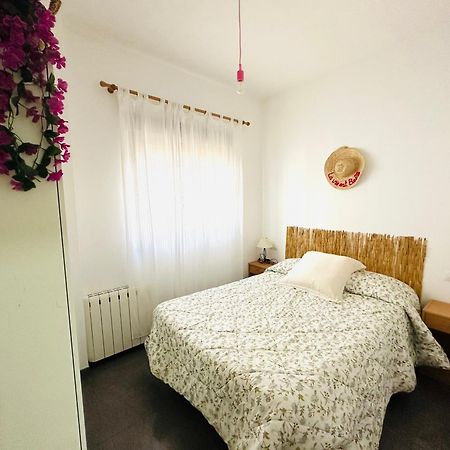 Villabett Caudiel Esta De Moda Екстериор снимка